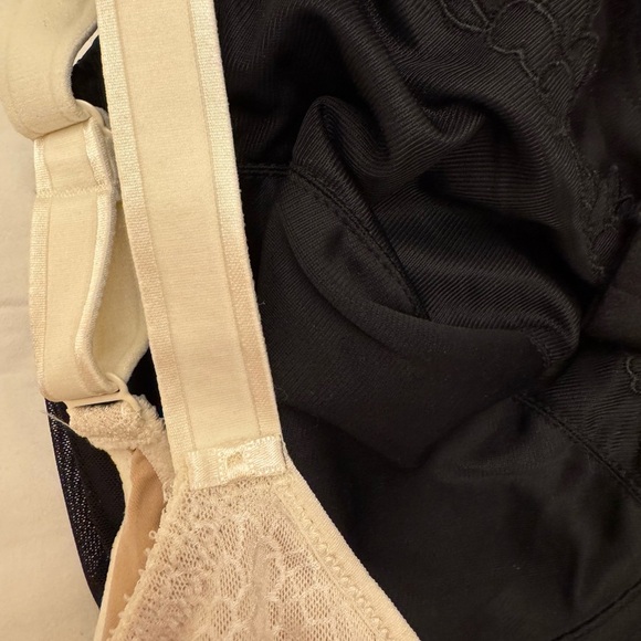 DIY / Craft Bra Lot – Lace, Straps & Intimates for Upcycle, Sewing, Repurpose - Picture 4 of 12